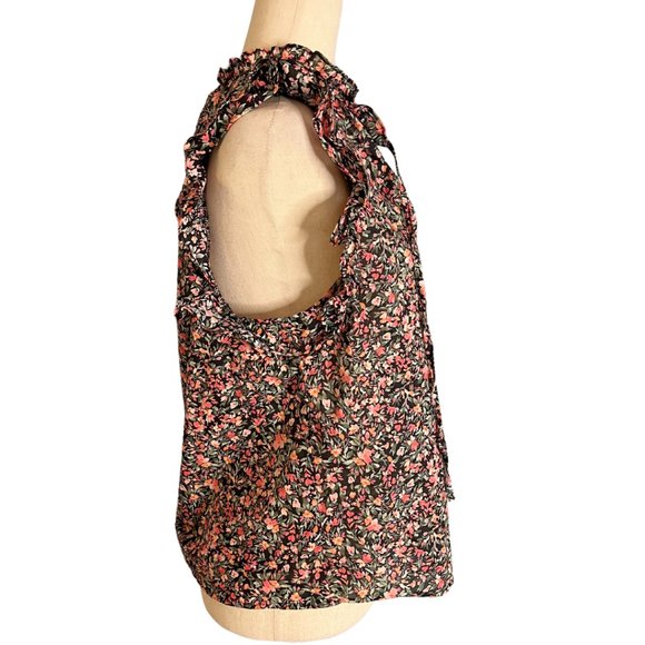 NWT BB Dakota Steve Madden Floral Sleeveless Top Ruffle Detail Size Large V-Neck - Picture 2 of 11